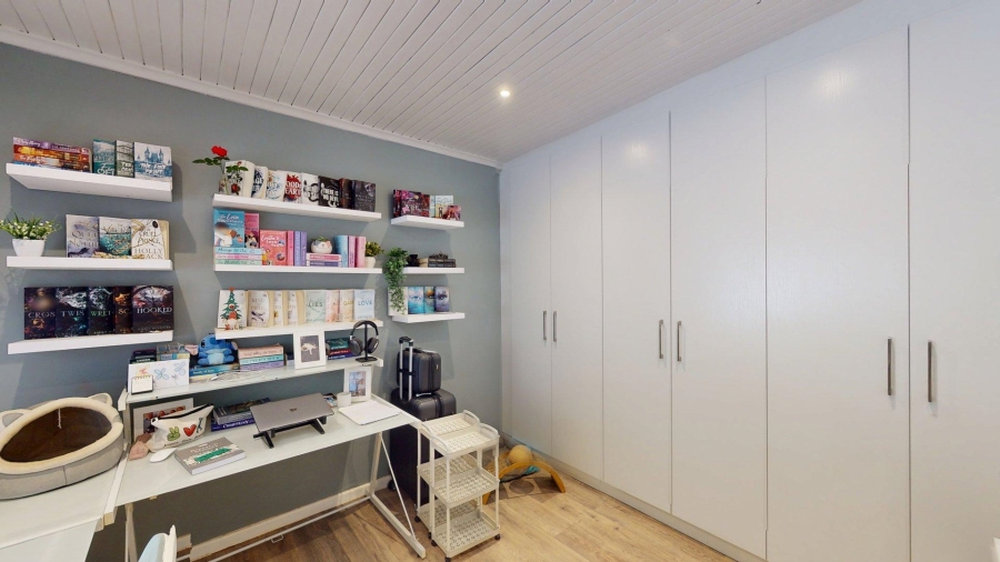 4 Bedroom Property for Sale in Walmer Eastern Cape